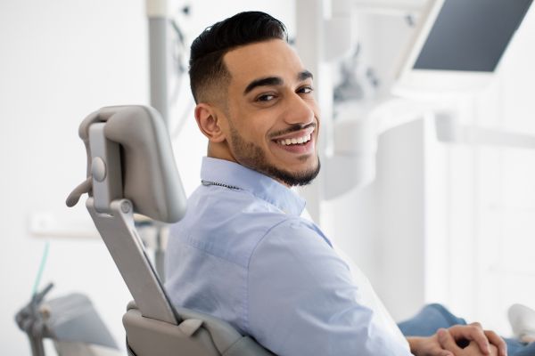 Dentist Bakersfield - Dental Health Tips for Men