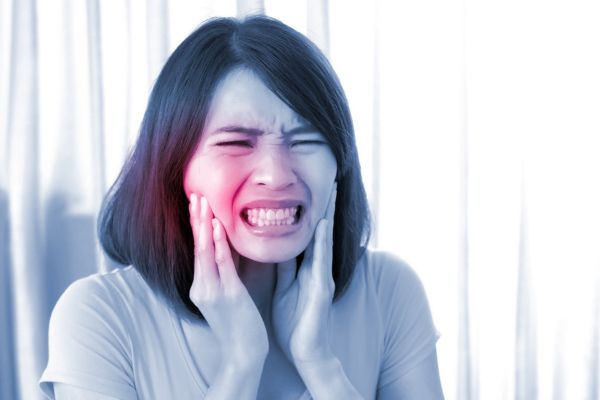 What To Do About Unbearable Tooth Pain